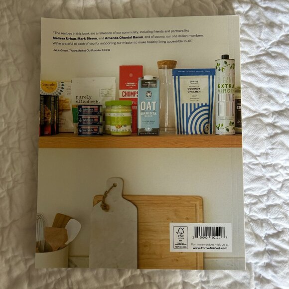 Thrive Market Healthy Living Cookbook 60+ 30 minute Recipes Lunch Dinner Dessert - Picture 2 of 5